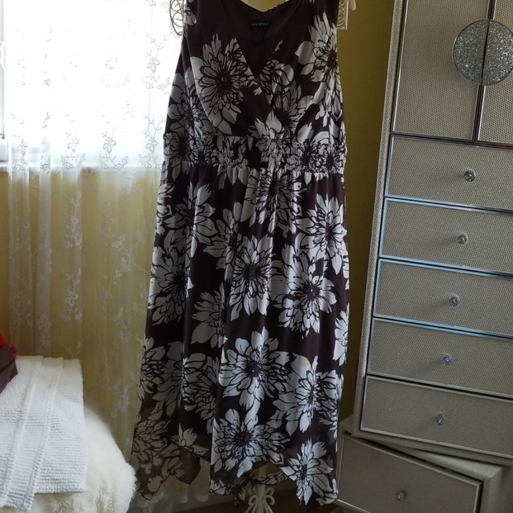 Chocolate Brown & White Floral Print Dress - Picture 7 of 8